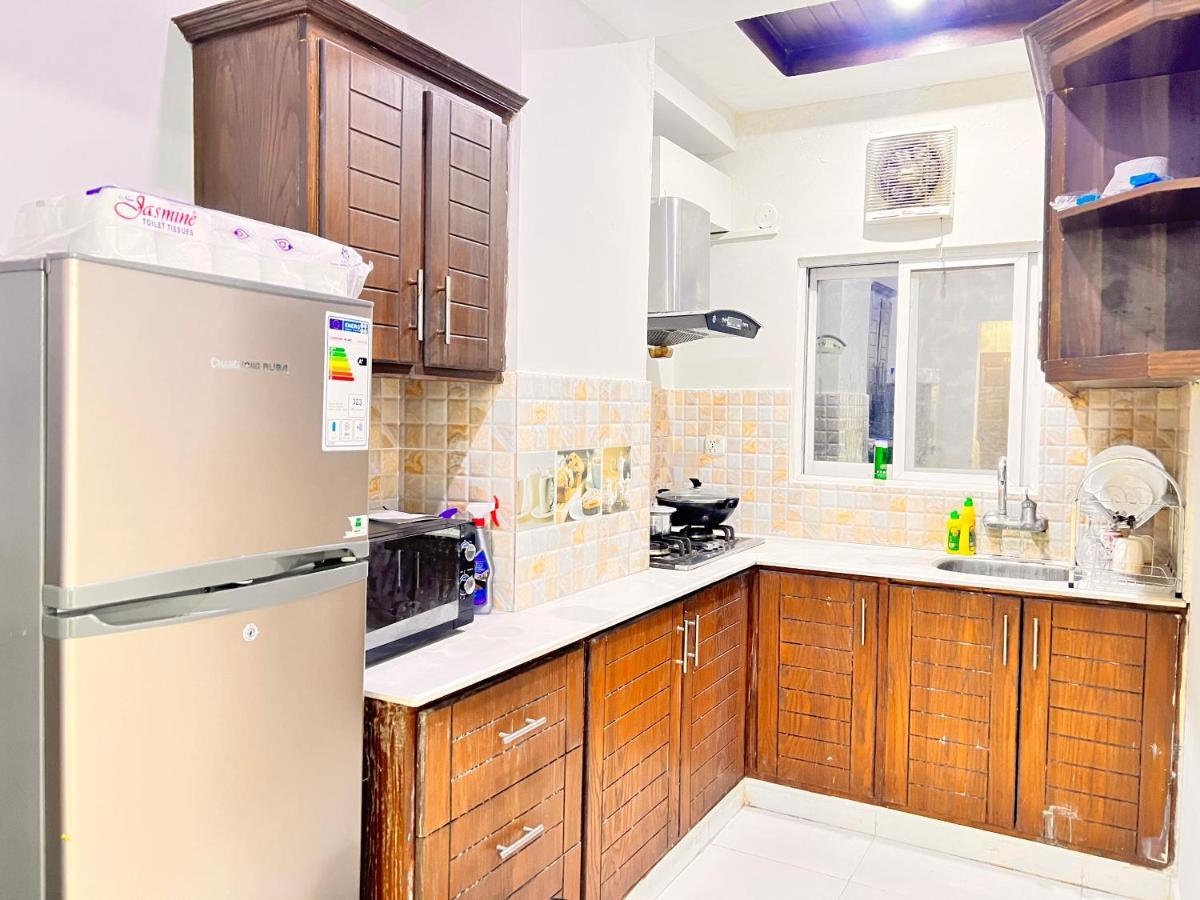 Luxury Executive 2Bedroom Apartment Convenient And Nice Location Iszlámábád Kültér fotó