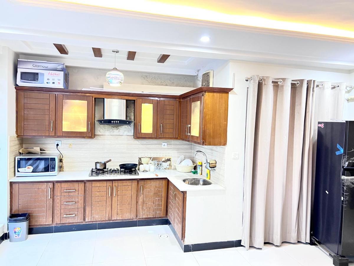 Luxury Executive 2Bedroom Apartment Convenient And Nice Location Iszlámábád Kültér fotó