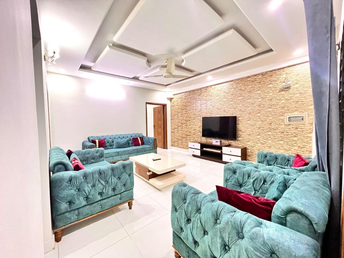 Luxury Executive 2Bedroom Apartment Convenient And Nice Location Iszlámábád Kültér fotó